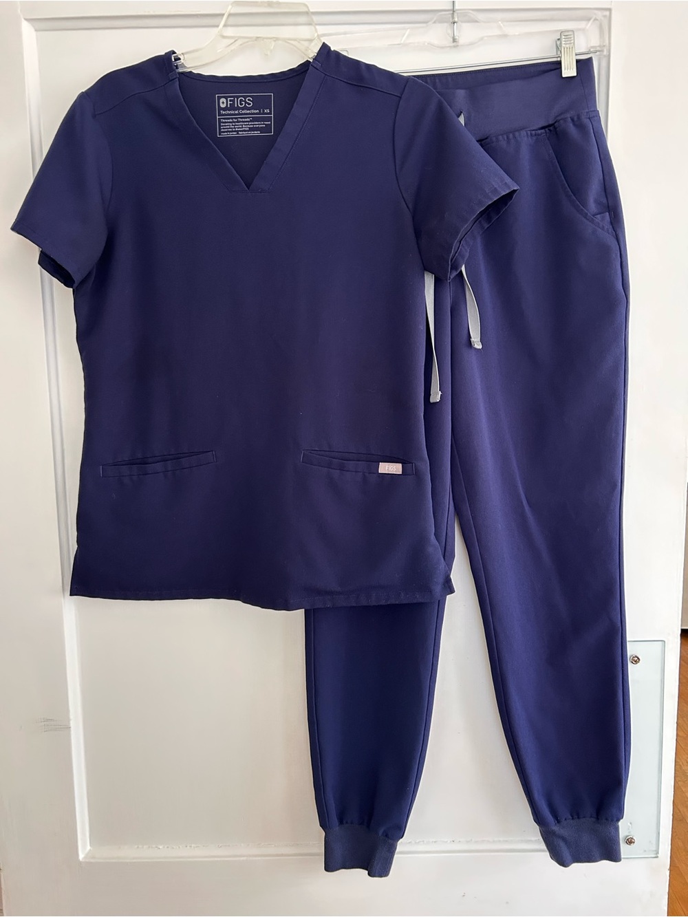 Women’s Navy FIGS set